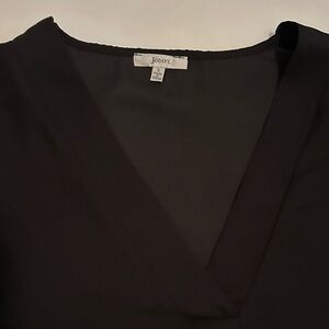 JODIFL Classic Black V-Neck Top